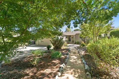 1212 Spruce Ln, Davis, CA 95616 photo 1