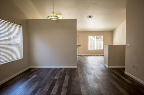 800 Limestone Ave, Lathrop, CA 95330 photo 2