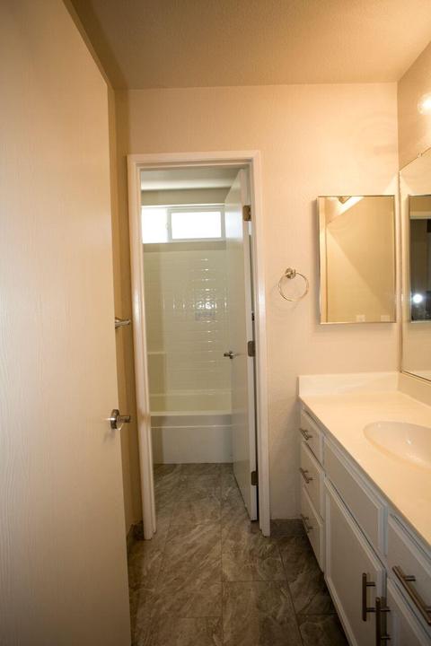 800 Limestone Ave, Lathrop, CA 95330 photo 15