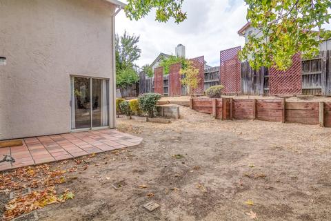 8129 Bellsbrae Dr, Antelope, CA 95843 photo 17
