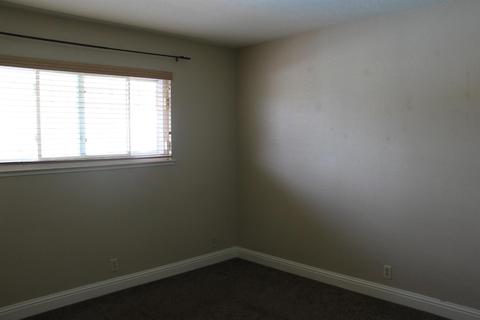 427 Verda Ct, Manteca, CA 95336 photo 7