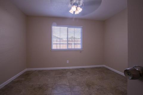 524 E St, Modesto, CA 95357 photo 19