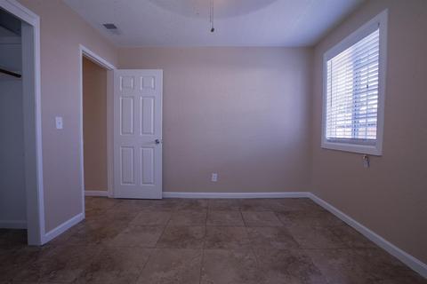 524 E St, Modesto, CA 95357 photo 22