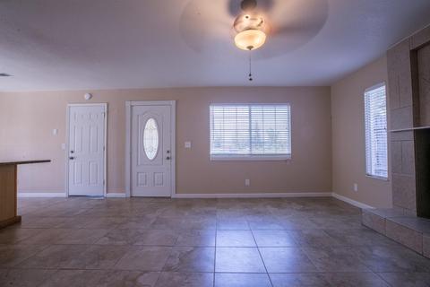 524 E St, Modesto, CA 95357 photo 9