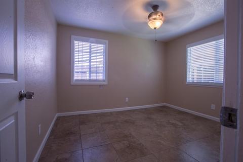 524 E St, Modesto, CA 95357 photo 21
