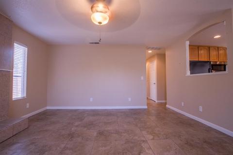 524 E St, Modesto, CA 95357 photo 7