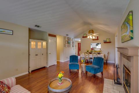 309 E Main St, Winters, CA 95694 photo 5
