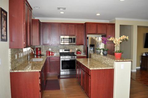 604 Homestead Ave, Lathrop, CA 95330 photo 4