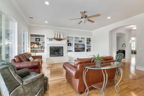 1819 Vela Pl, Davis, CA 95618 photo 8