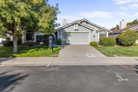 1833 Cashmere Dr, Modesto, CA 95355 photo 3