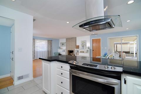 4747 Wilmer St, Carmichael, CA 95608 photo 2