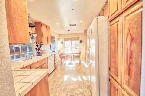 824 La Coruno St, Davis, CA 95618 photo 6