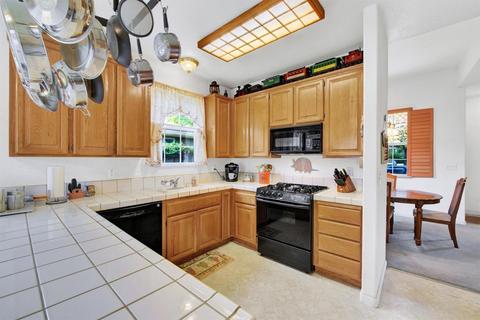 209 Toyon Ln, Winters, CA 95694 photo 10