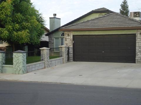 1902 Willert Dr, Turlock, CA 95380 photo 1