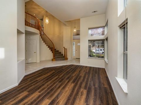 1217 Villaverde Ln, Davis, CA 95618 photo 4