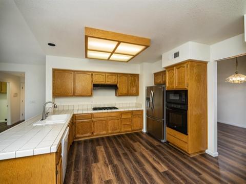 1217 Villaverde Ln, Davis, CA 95618 photo 6