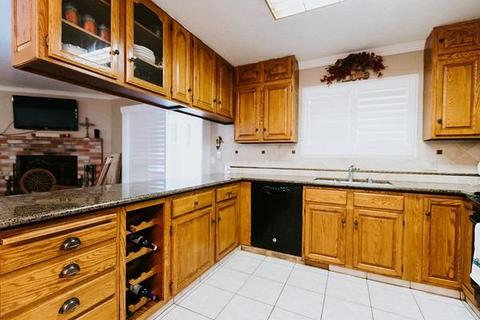 807 Buchanon Ln, Manteca, CA 95336 photo 9