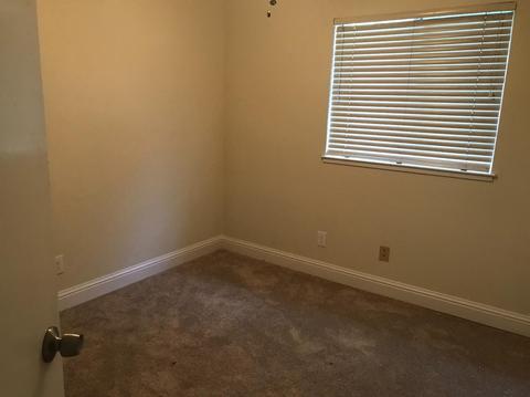 1201 Windsor Ct, Turlock, CA 95380 photo 2