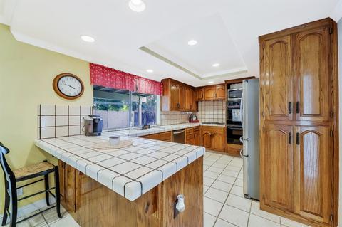 908 Haverhill Dr, Modesto, CA 95356 photo 8