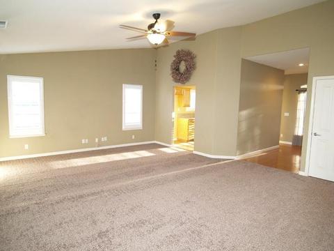 4657 Kirkes Dr, Turlock, CA 95382 photo 6