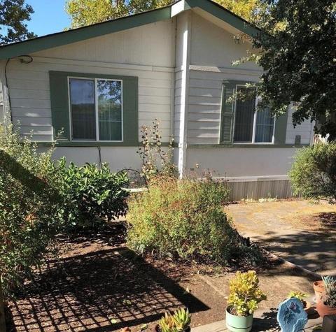 70 Broken Cir, Davis, CA 95618 photo 3