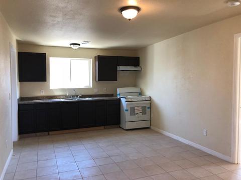 700 Dover Ave, Modesto, CA 95358 photo 2