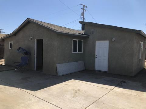 700 Dover Ave, Modesto, CA 95358 photo 1