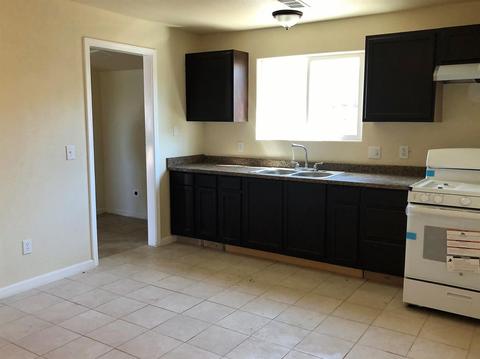 700 Dover Ave, Modesto, CA 95358 photo 3