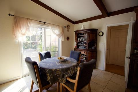 5004 Melvin Dr, Carmichael, CA 95608 photo 15