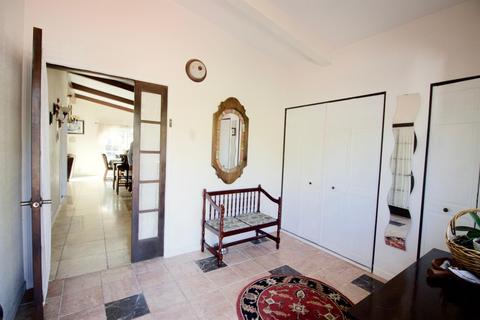 5004 Melvin Dr, Carmichael, CA 95608 photo 6