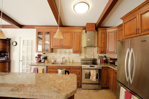 5004 Melvin Dr, Carmichael, CA 95608 photo 17
