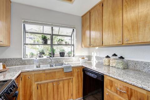 3175 Newport Ter, Davis, CA 95618 photo 9