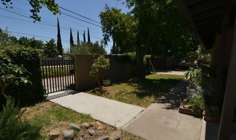 825 River Rd, Modesto, CA 95351 photo 2