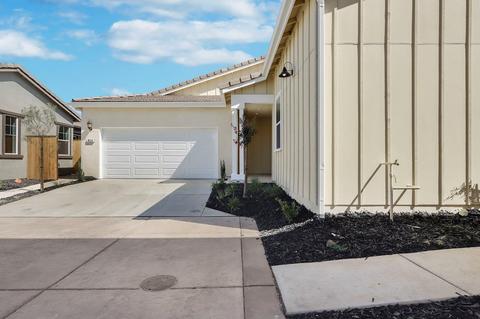 814 Sicily Ct, Lodi, CA 95242 photo 2