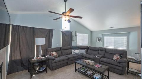 1577 Arnell Pl, Manteca, CA 95337 photo 3