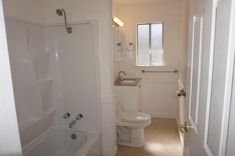 2421 Eicher Ave, Modesto, CA 95350 photo 12