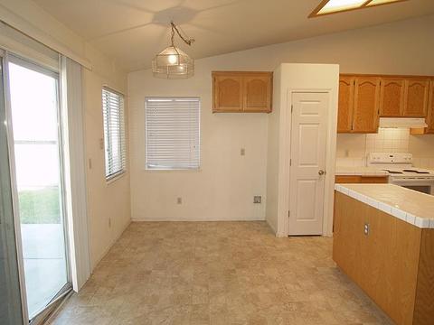 4461 Glimmer Ln, Turlock, CA 95382 photo 17