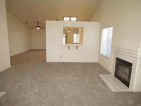 4461 Glimmer Ln, Turlock, CA 95382 photo 7