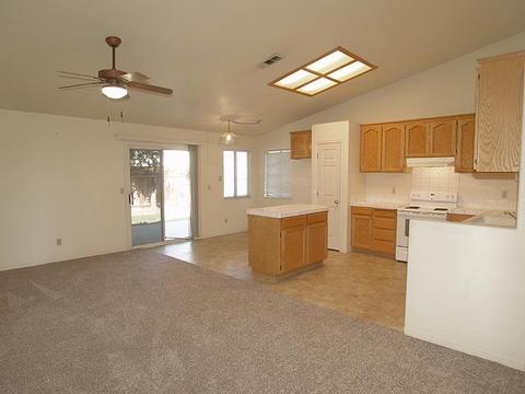 4461 Glimmer Ln, Turlock, CA 95382 photo 14