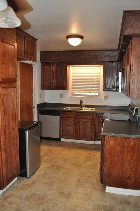 1501 Coffee Villa Dr, Modesto, CA 95355 photo 4