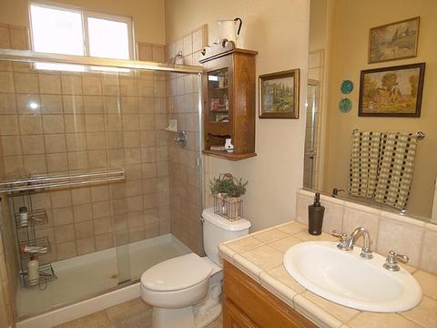 3124 Queens Gate Ln, Modesto, CA 95355 photo 17