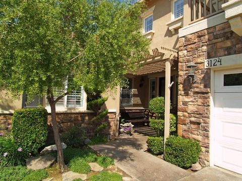 3124 Queens Gate Ln, Modesto, CA 95355 photo 2