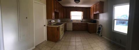 1105 Half Moon Dr, Modesto, CA 95350 photo 18