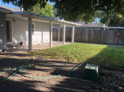 1105 Half Moon Dr, Modesto, CA 95350 photo 13