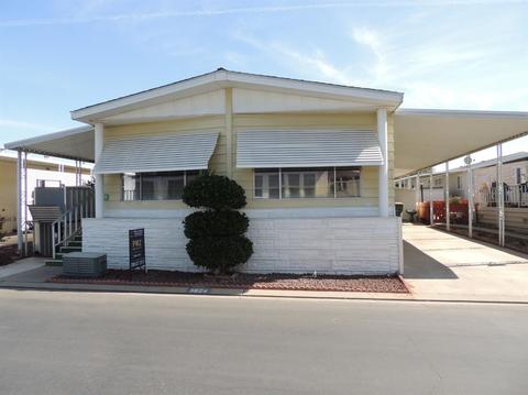 3824 Surfside Dr, Modesto, CA 95355 photo 2