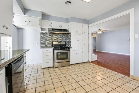 530 N Pacific Ave, Lodi, CA 95242 photo 8
