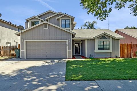 1220 Cape Cod Dr, Modesto, CA 95358 photo 1