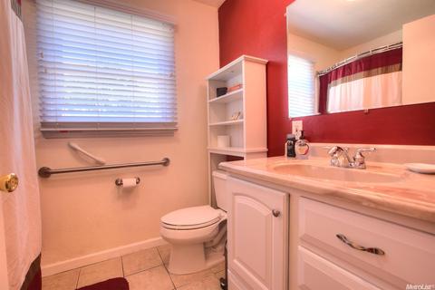228 Trask Ln, Modesto, CA 95354 photo 8
