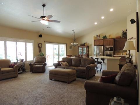 952 Chisholm, Galt, CA 95632 photo 8