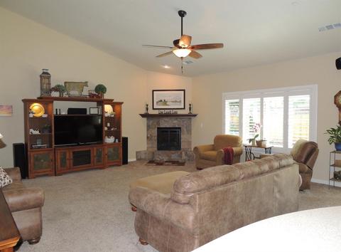 952 Chisholm, Galt, CA 95632 photo 7